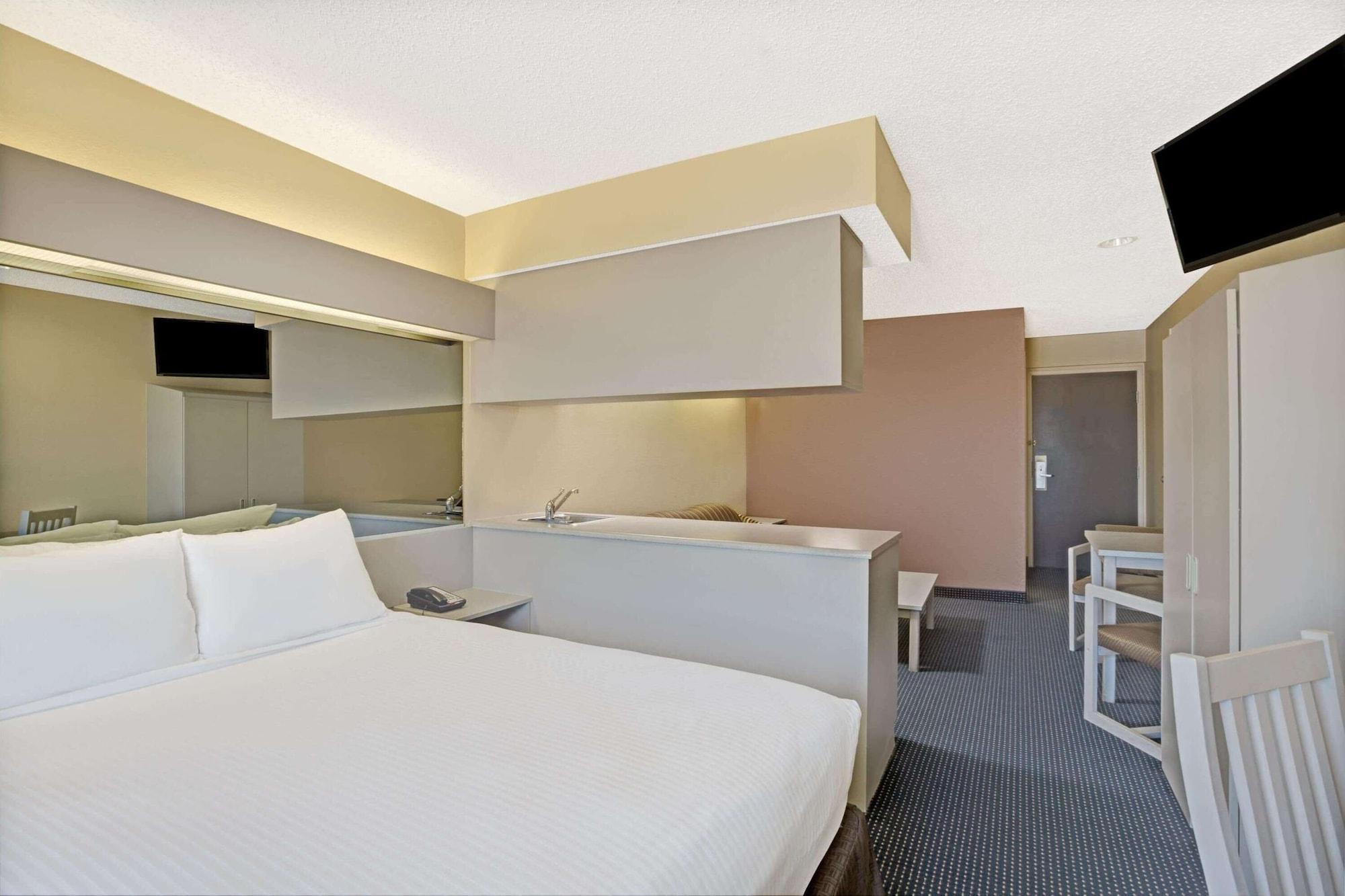 Microtel Inn & Suites By Wyndham Houston/Webster/Nasa/Clearlake Nassau Bay Exterior foto